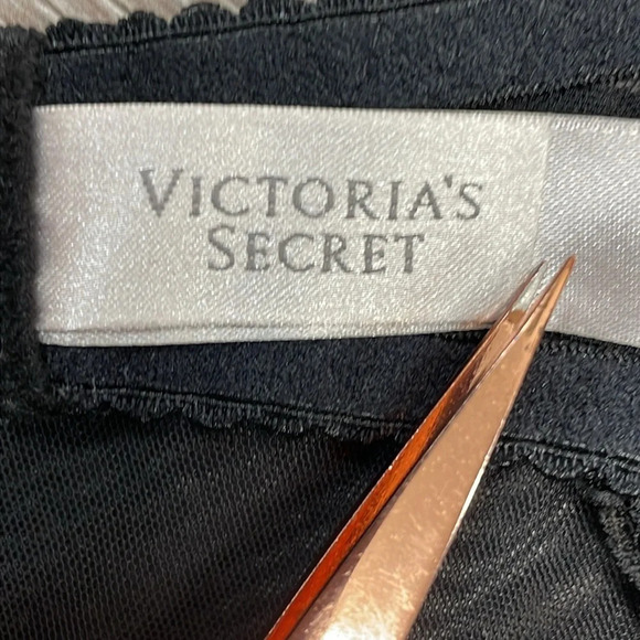 Victoria’s Secret Slip Dress Lingerie Sheer Lace Lined Demi Bra Bustier 36D - Picture 14 of 16